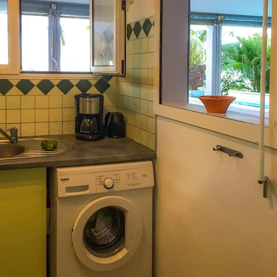 La Cocoteraie Tartane Villa Au Bord De L'Ocean Ла-Трините