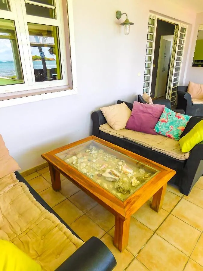 La Cocoteraie Tartane Villa Au Bord De L'Ocean Ла-Трините