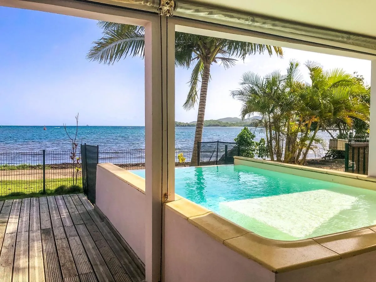 La Cocoteraie Tartane Villa Au Bord De L'Ocean 0*, Ла-Трините